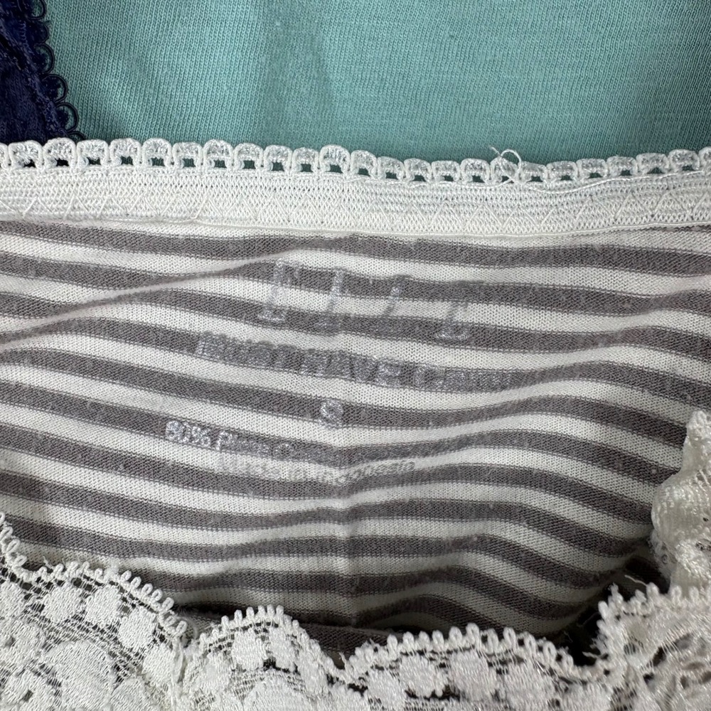 Elle Women Camisole Lot of 7 Lace Trim Adjustable Strap Shelf Bra Tanks Small - Picture 5 of 5